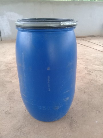 bombona tambor galão - vasilhame reservatório - 20 e 100 litros - Foto 4