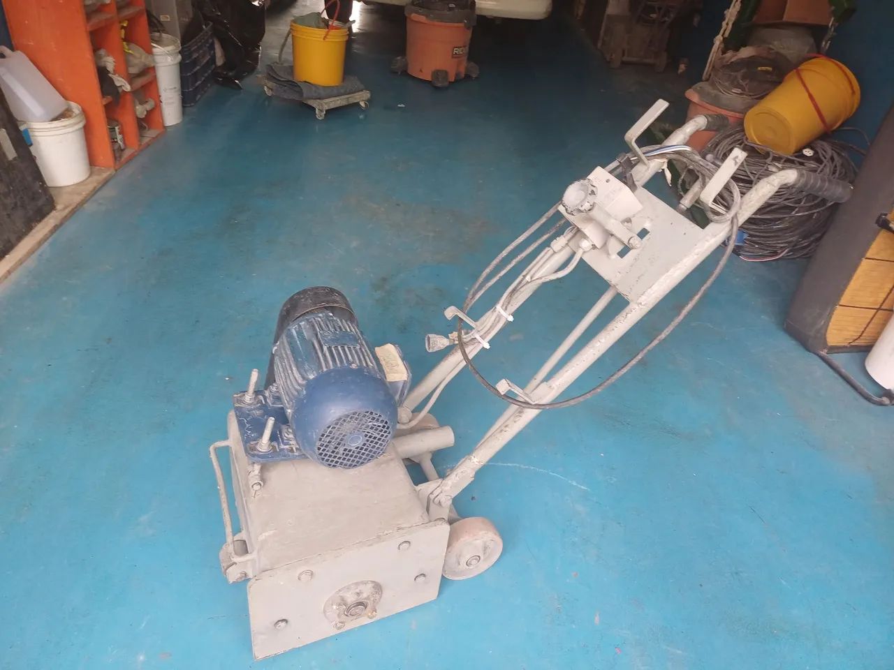 Máquina de Fresar Piso F30 Trifásico (Usada) - Foto 3