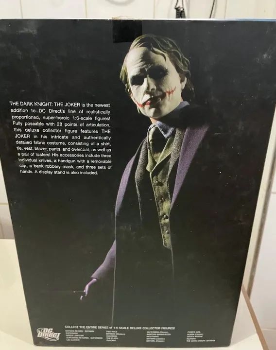 Figura Boneco Dc Direct Deluxe Joker Coringa 1/6 33 cm - Foto 4
