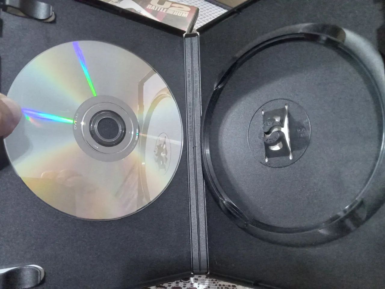 Dvd da Banda Scorpions Crazy World Tour Live  - Foto 4