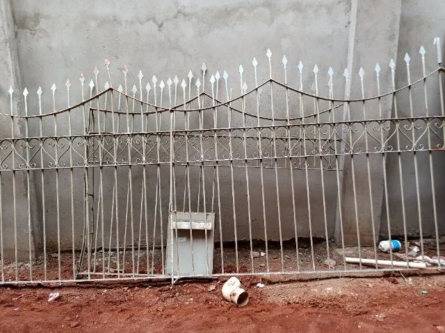 Portão com Grade 420353608883251204