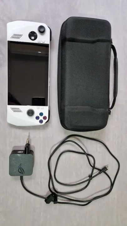 Asus ROG Ally Ryzen Z1 Extreme 2tb - Foto 6