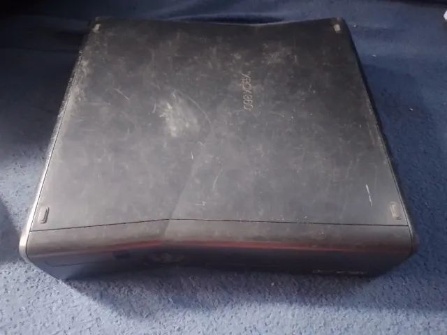 Xbox 360 para retirada de peças. 