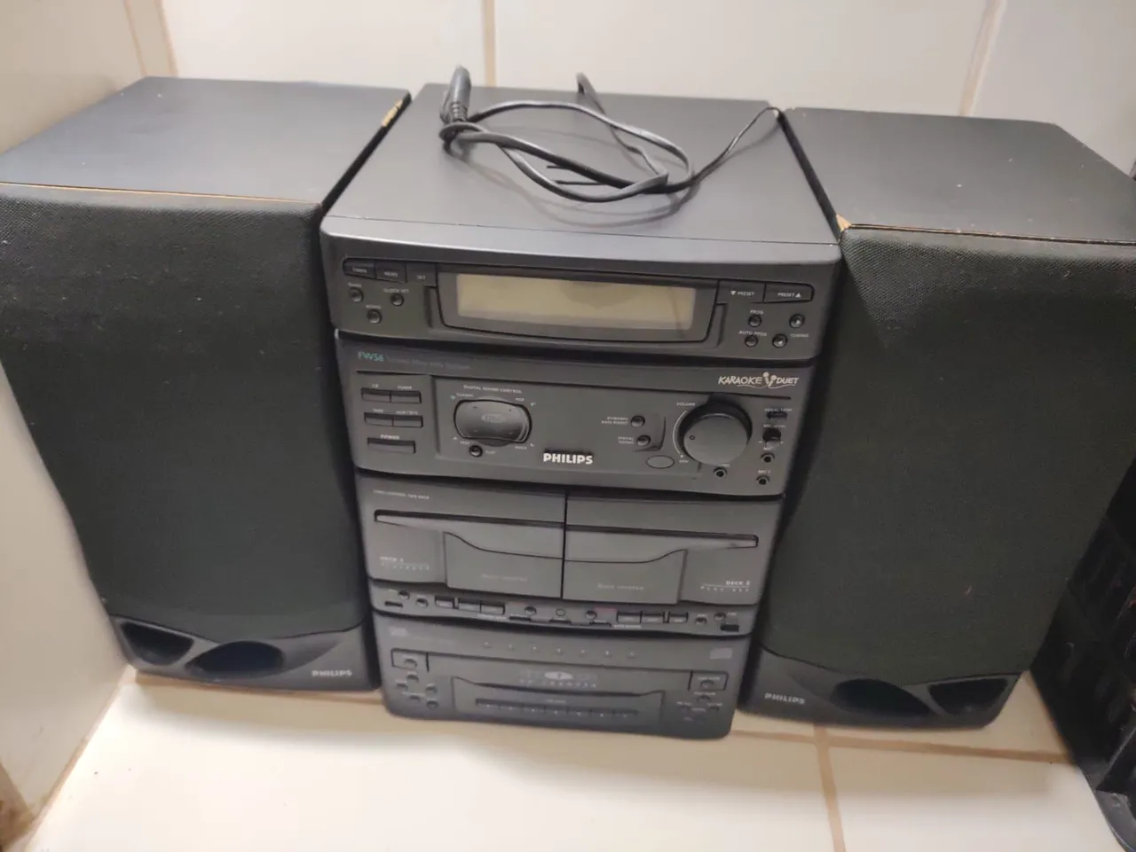 Som Philips Fw56 Micro Hi-Fi System - Com CD Player, Bluetooth, Rádio AM/FM e Entrada USB