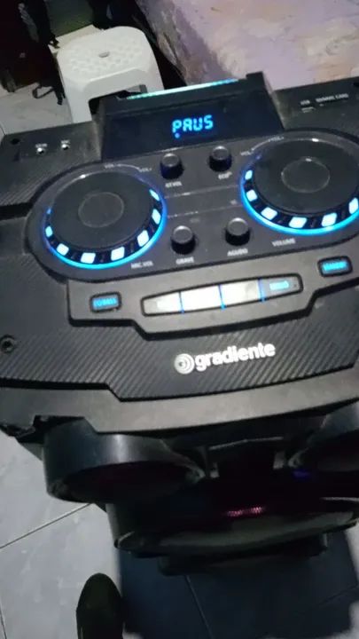 Caixa de som Bluetooth com rodinha - Foto 5