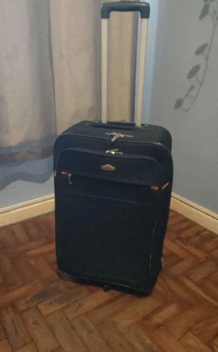 Mala de viagem grande c rodinhas 