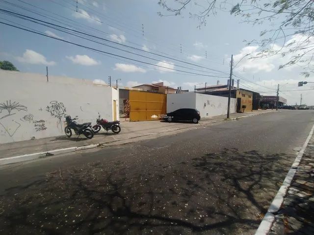 AV.PERNAMBUCO - BAIRRO: PRIMAVERA