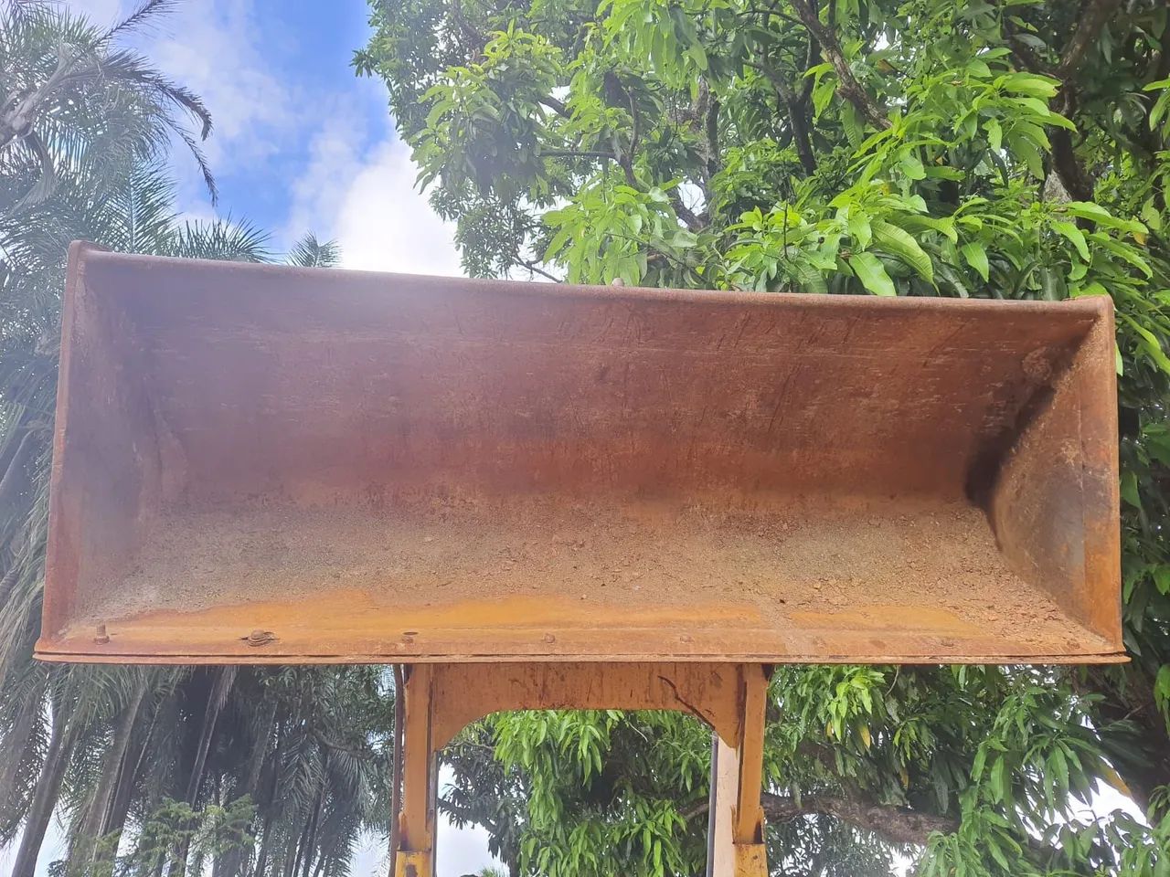 Vendo Retro escavadeira New Holland LB 95 ano 2011 - Foto 5