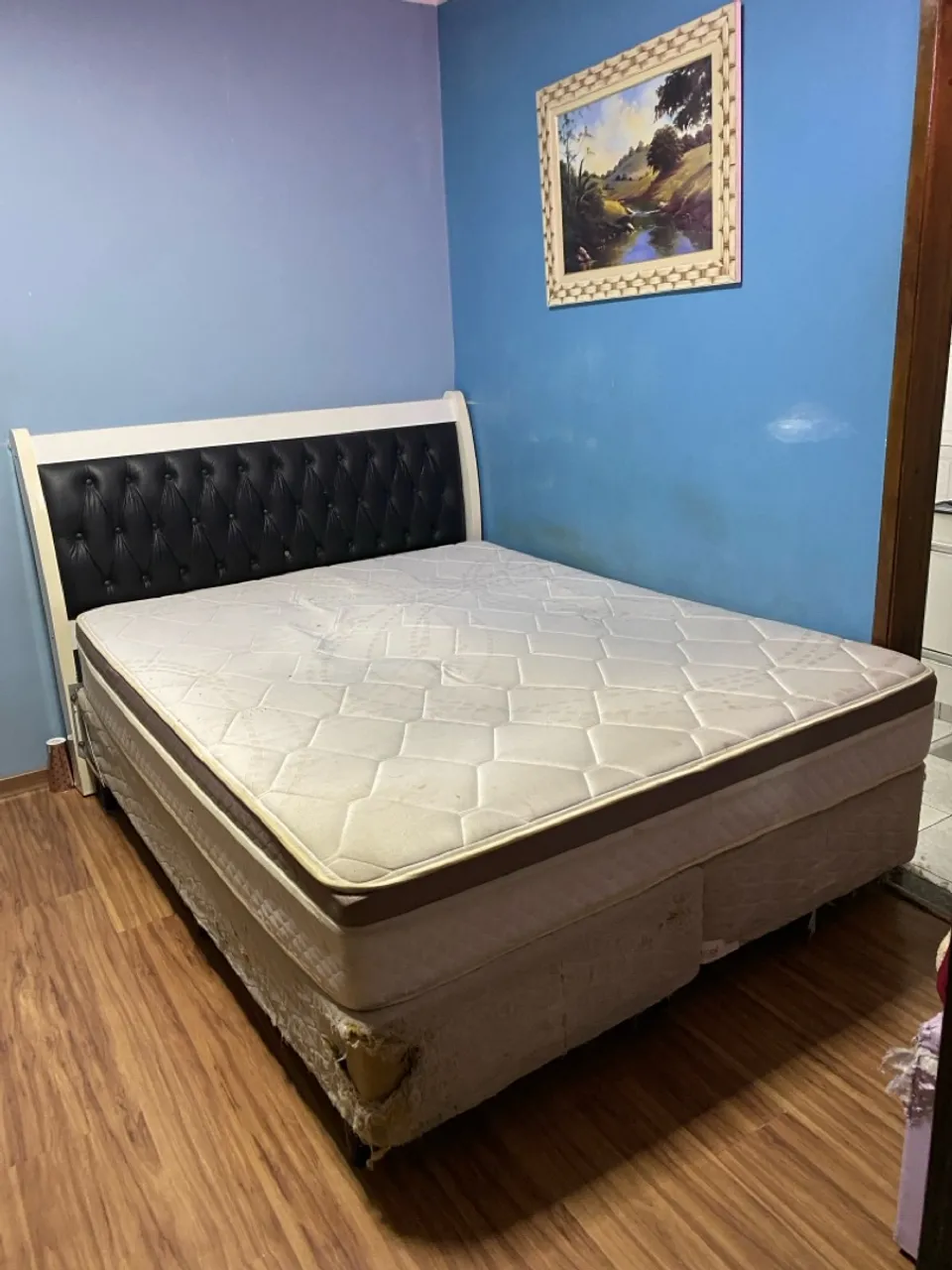 Cama King Size com Colchão + Cabeceira