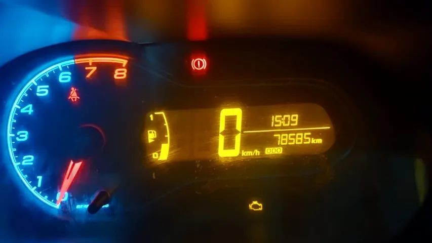 CHEVROLET PRISMA BAIXA QUILOMETRAGEM, CARRO PARTICULAR DE MULHER - Foto 3
