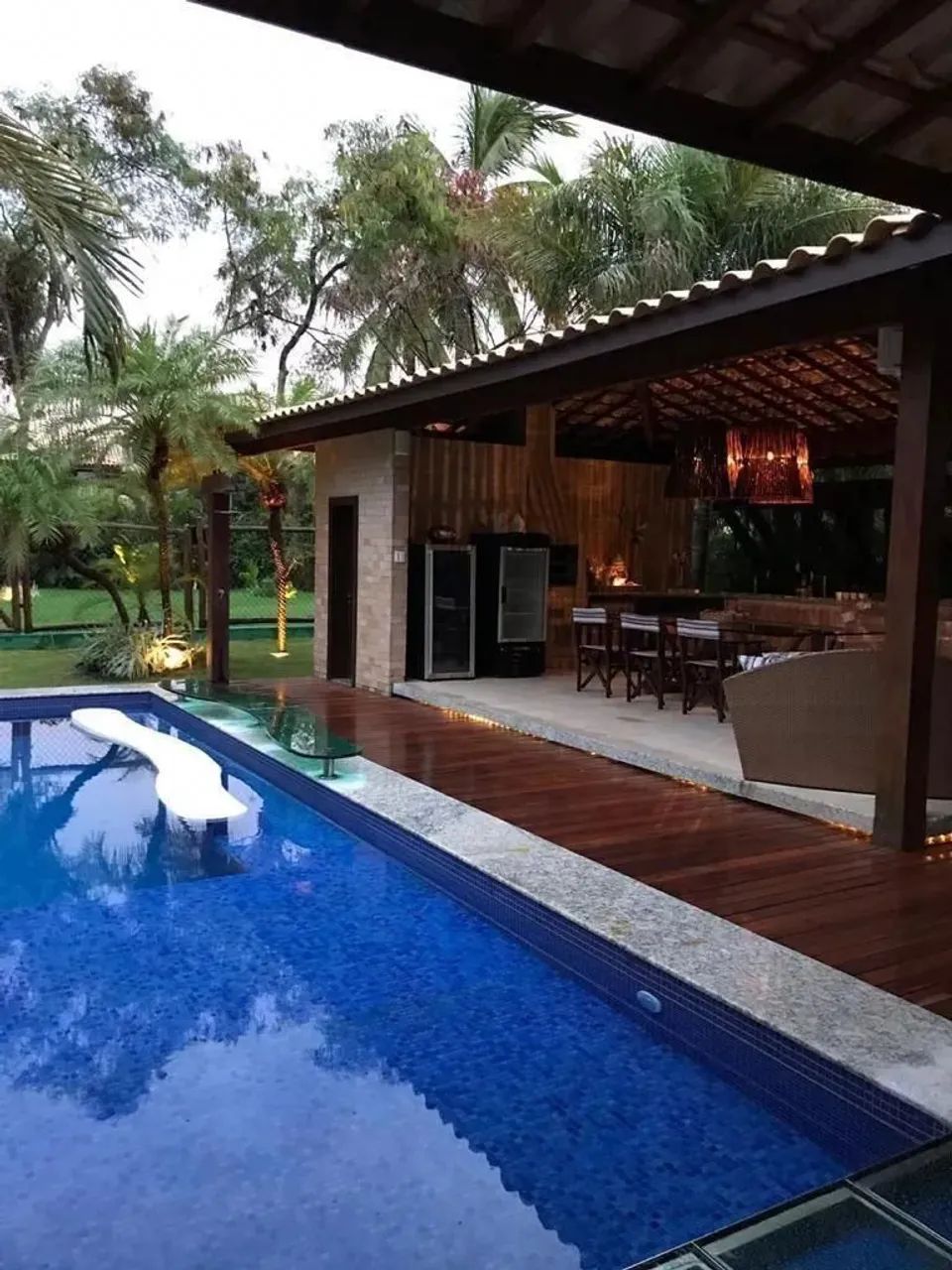 Apresentamos uma esplêndida casa à venda no exclusivo Condomínio Casas de Praia do Forte. - Foto 3