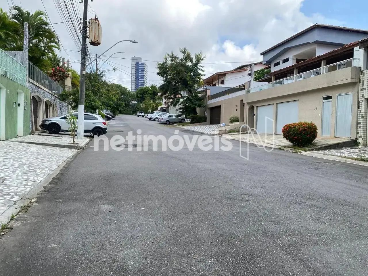 Locação Casa em condomínio Caminho das Árvores Salvador