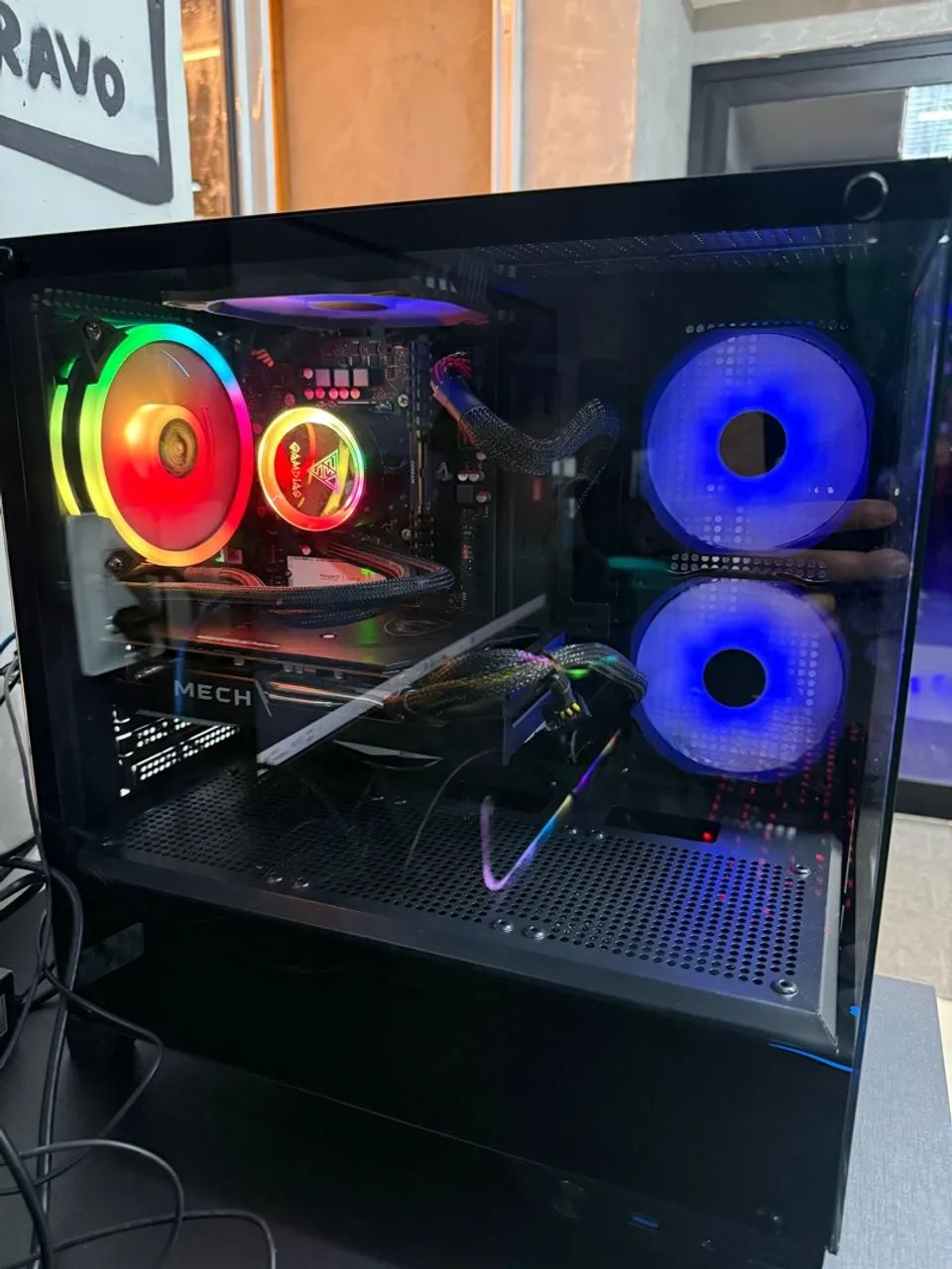 PC Gamer - i9 11900k + RX 6650 XT + 48GB + 1TB