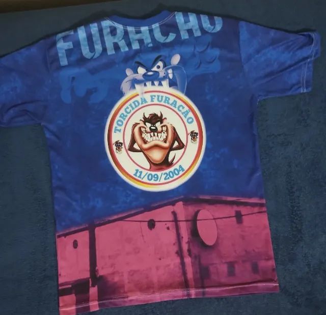 Camisa Torcida Furacão Azul e Rosa - Foto 2