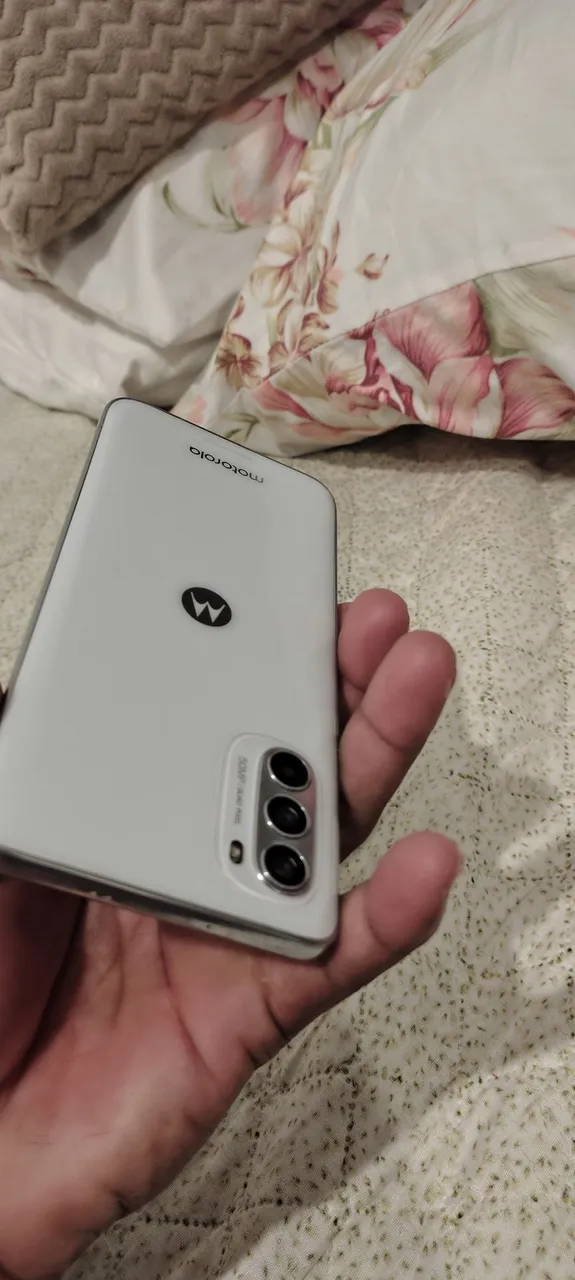 Moto g52