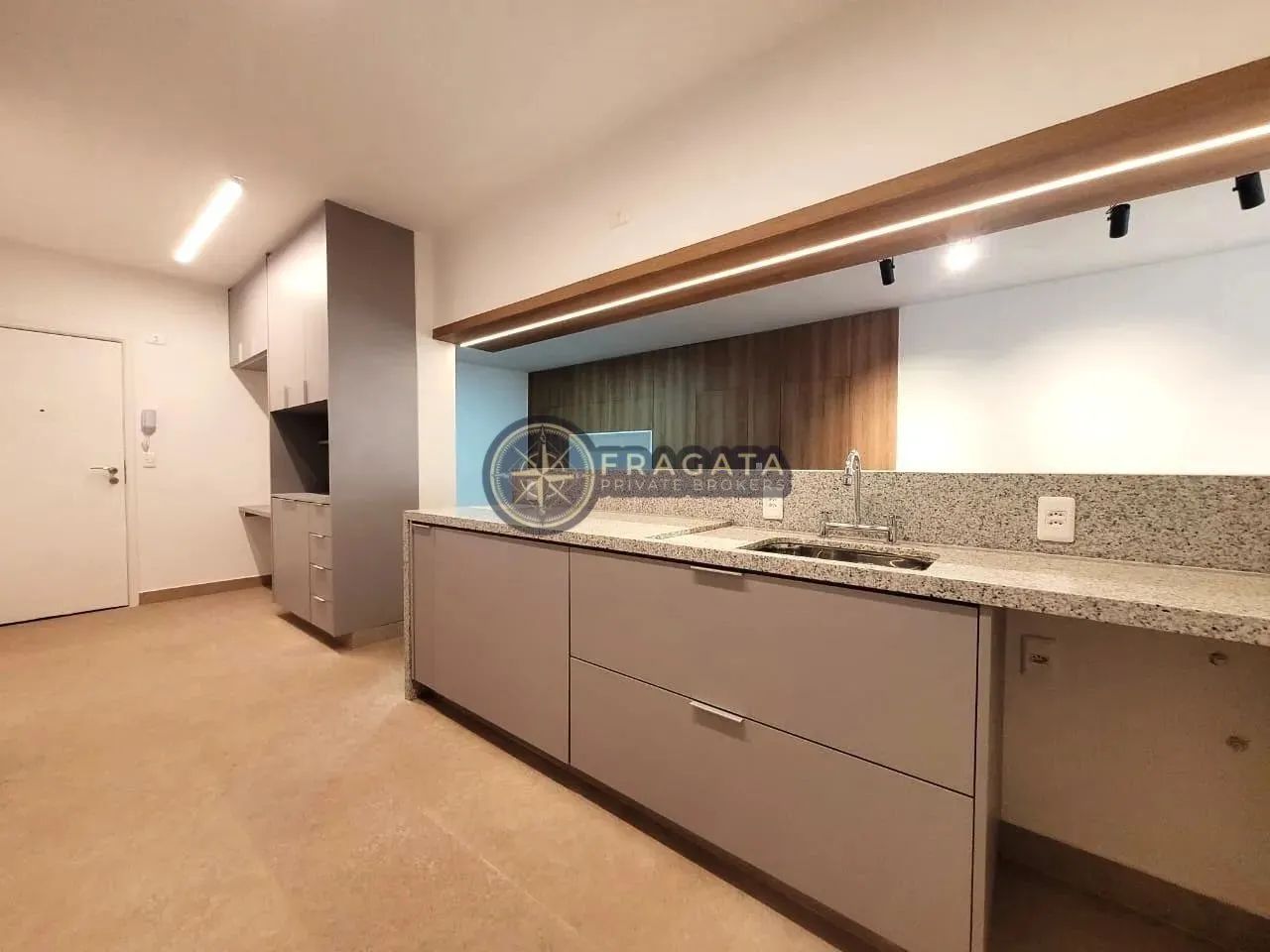 Apartamento reformado com 135m² - 3 dormitórios sendo 1 suíte e 1 vaga - Jardim Paulista/S - Foto 7