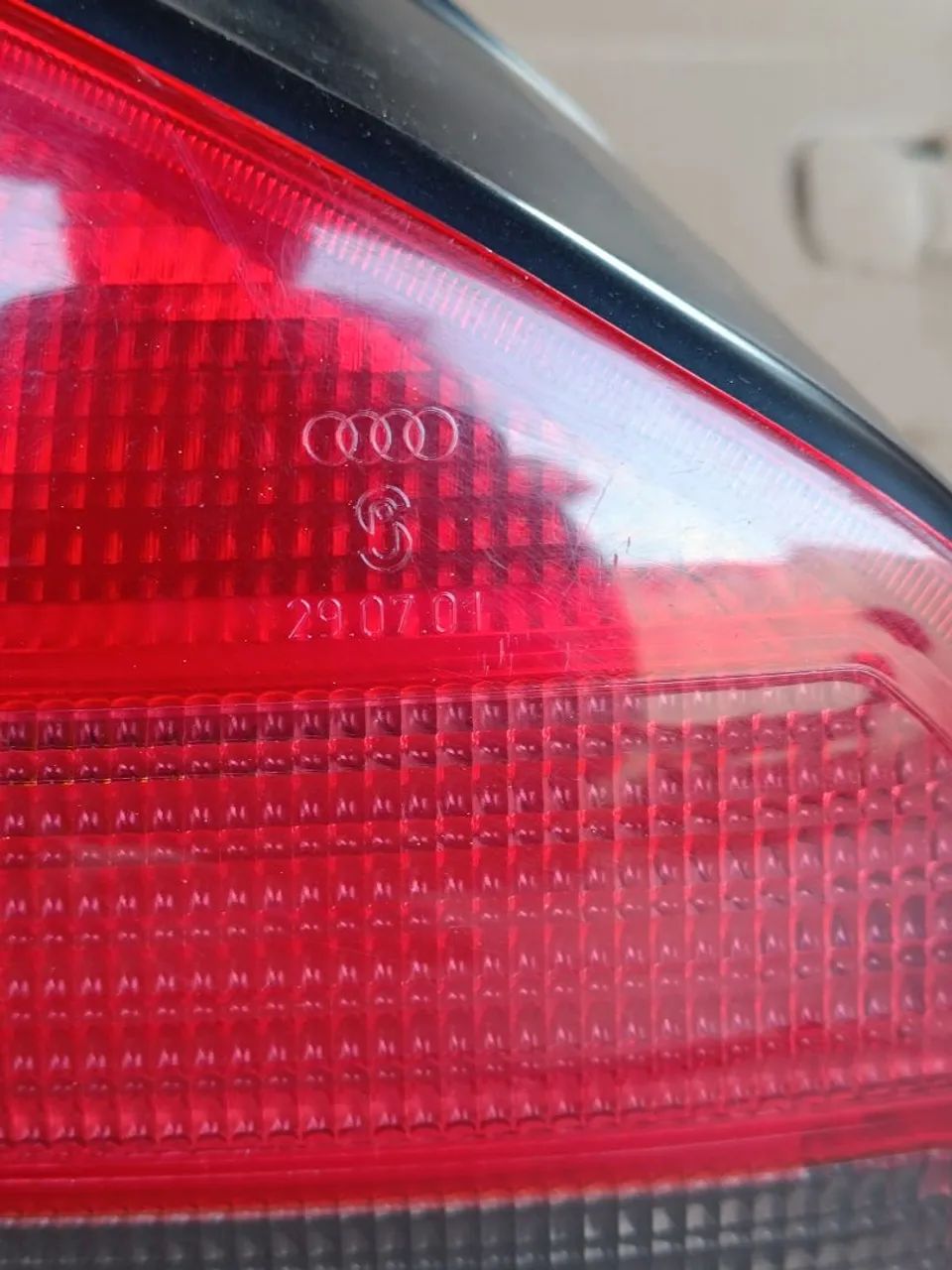 Lanterna da Audi A3 97 original Esquerda Motorista  - Foto 2