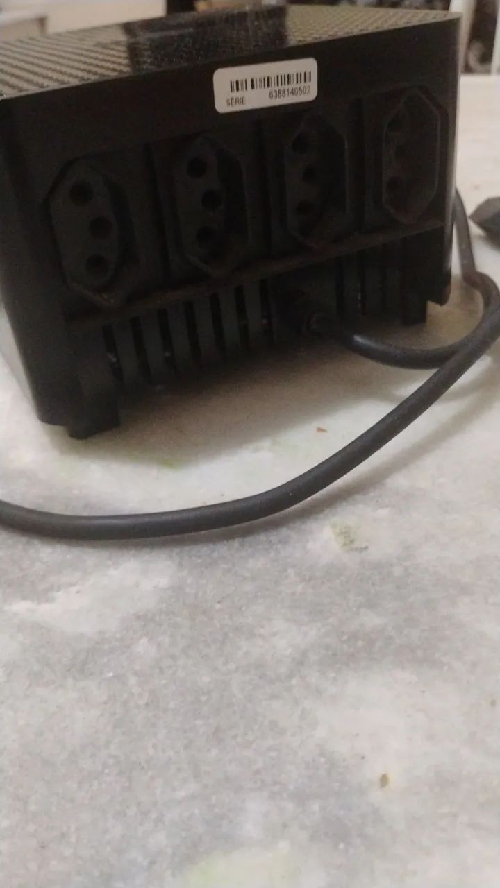 Estabilizador APC - PC  - Foto 2