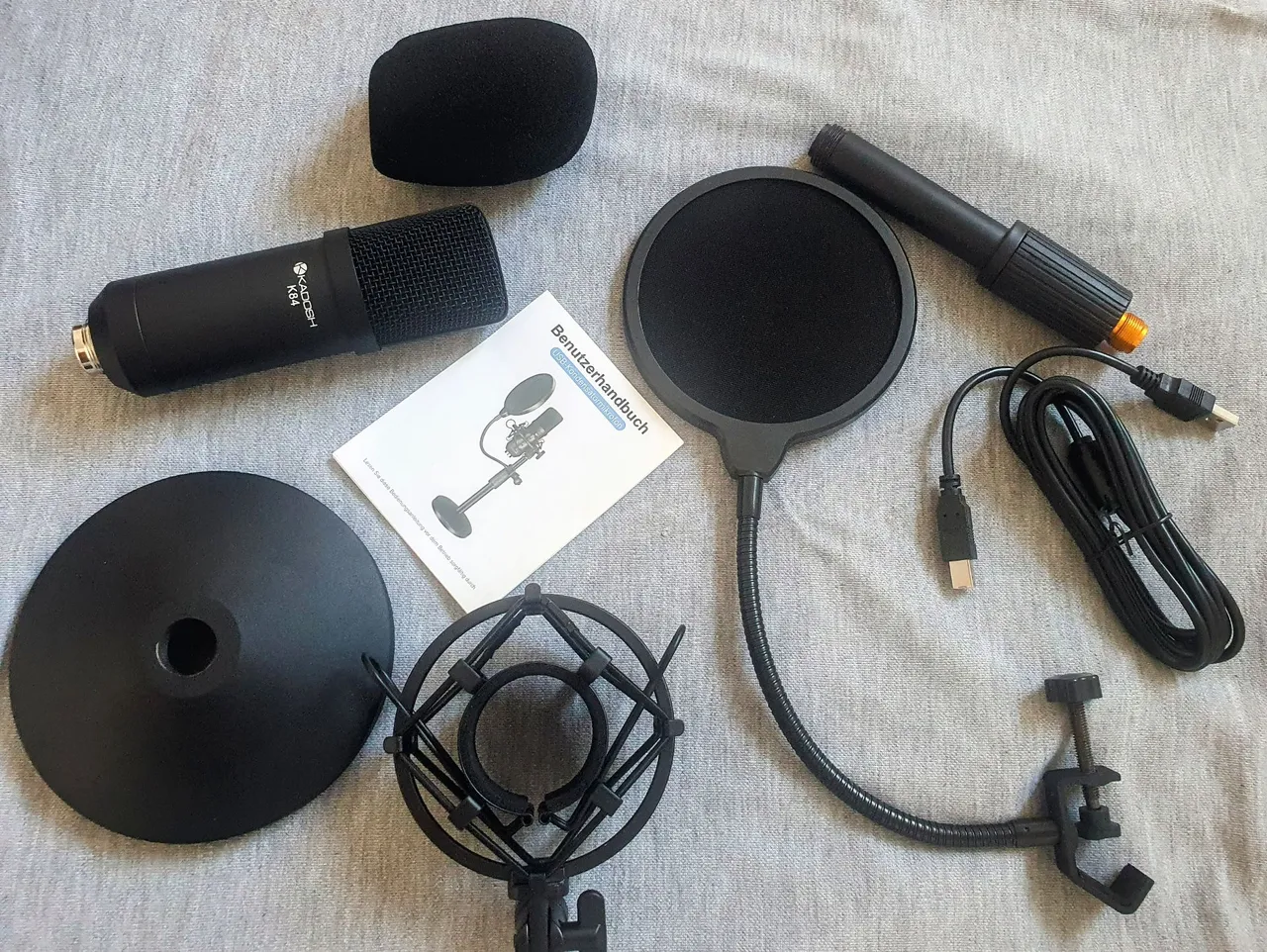 Microfone Condenser Usb Kadosh K-84 Estudio Gravação Gamer Cor Preto