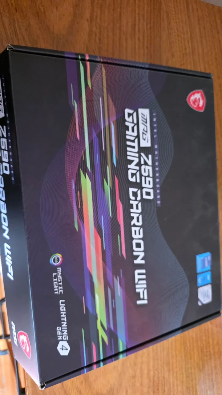 Placa-Mãe MSI MPG Z590 Gaming Carbon WiFi com capacitor estragado
