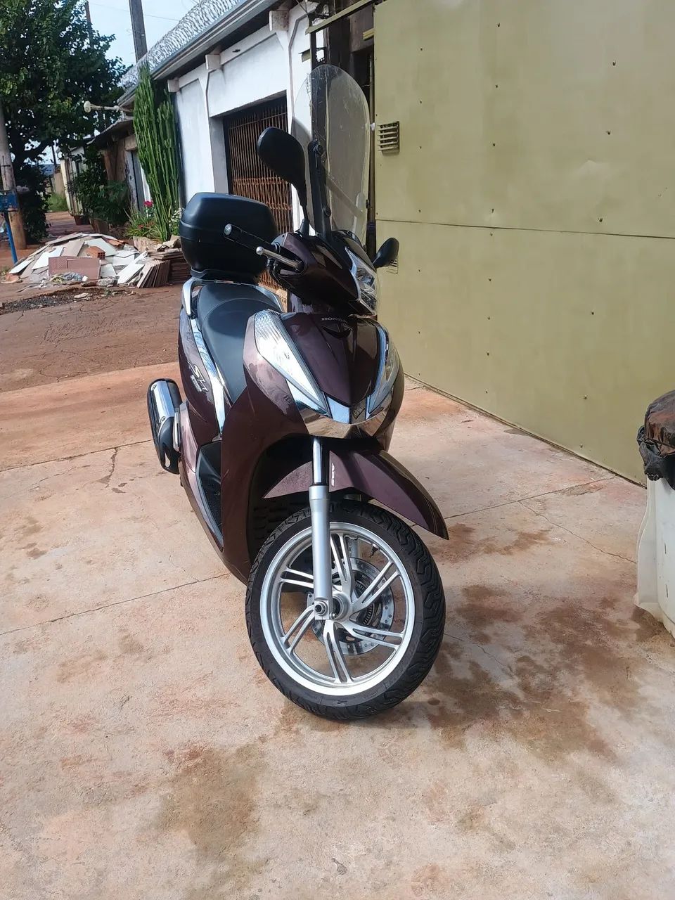 SH300i - Foto 2