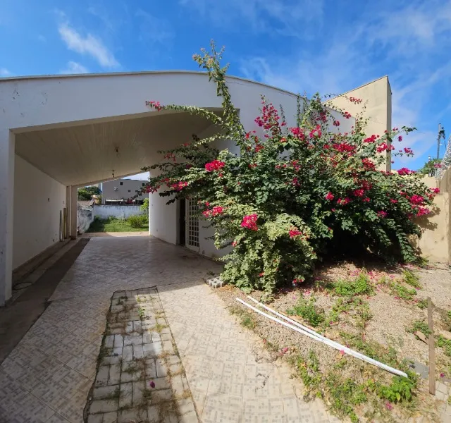 Casa comer/resid para locação, no bairro Santa Rosa, Cuiaba/MT