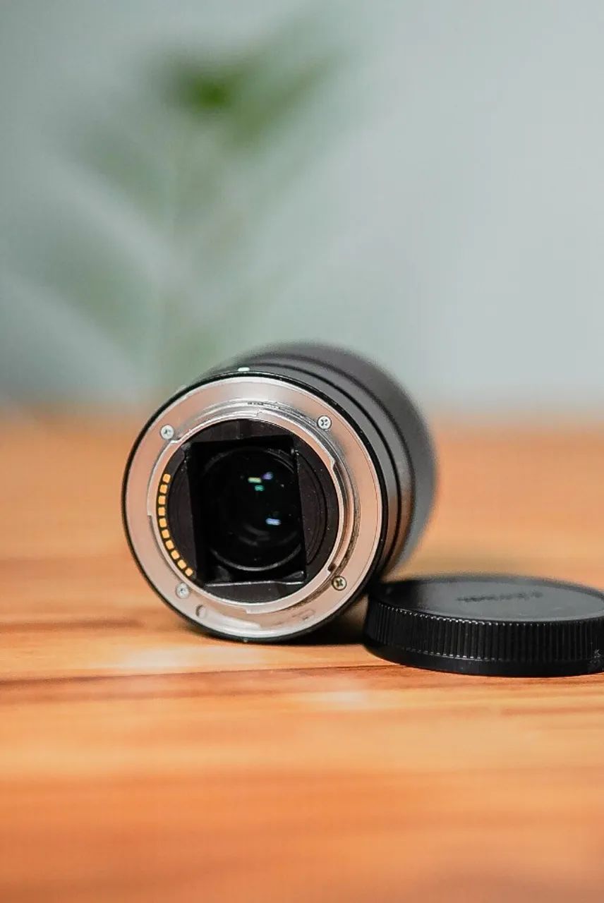 Lente Sony Alpha FE 50mm F 1.8 E-Mount Full Frame - Foto 3