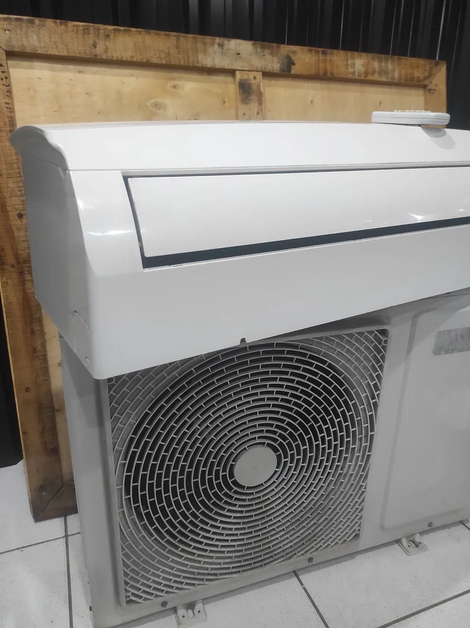 Ar-condicionado (Philco de 22000 BTUs)