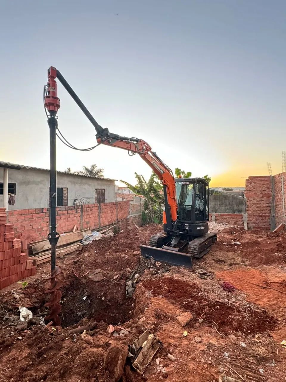 Mini escavadeira Doosan DX35Z 3.5 toneladas cabinada  - Foto 6