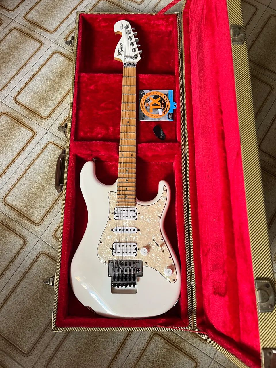 Guitarra Tagima E2 Edu Ardanuy  - Foto 3
