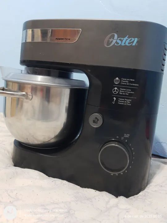 BATEDEIRA PLANETÁRIA OSTER 750W profissional  - Foto 3