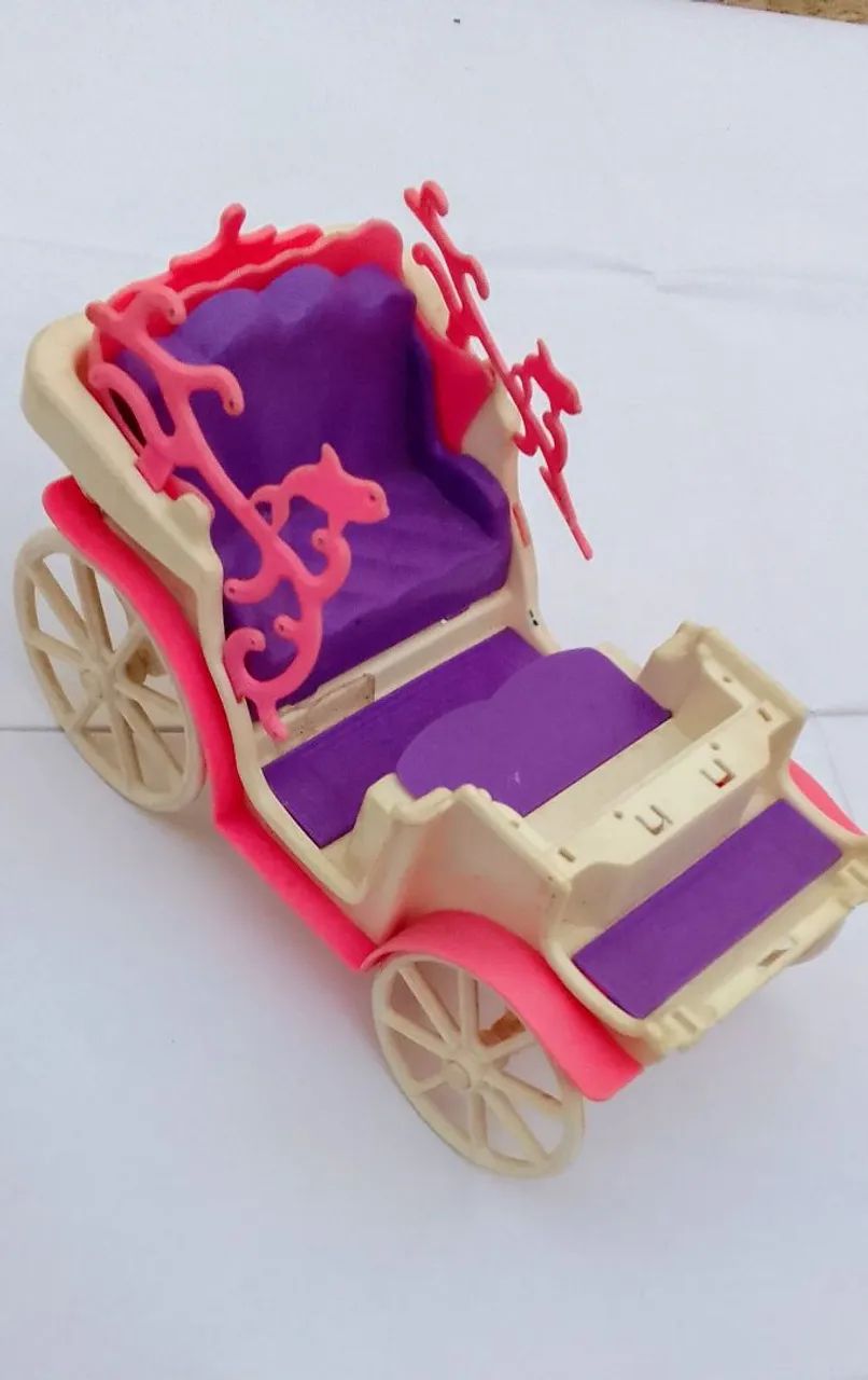 Carruagem de brinquedo da Barbie  - Foto 2