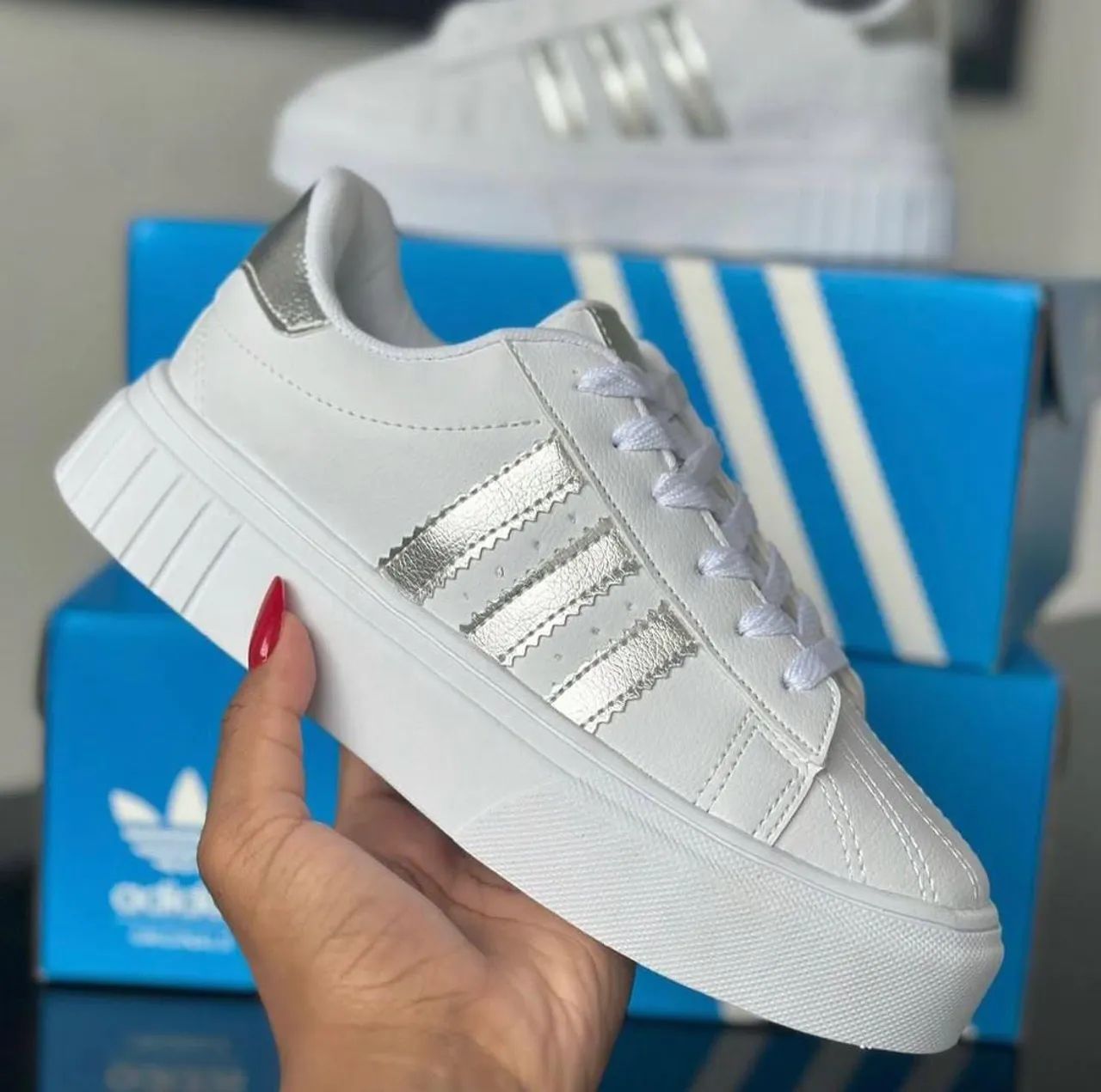Tênis Adidas Feminino Casual atacado - Foto 5