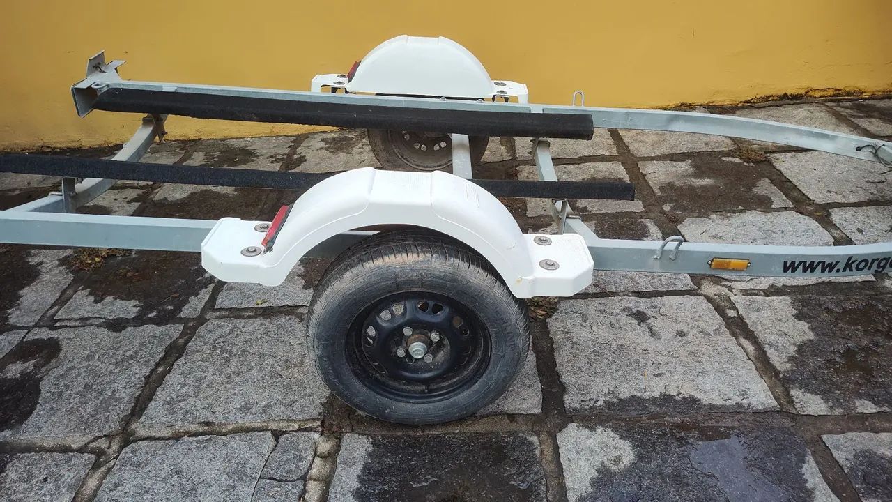 Vendo carreta KORG galvanizada para jet ski de 3 lugares!!! - Foto 3