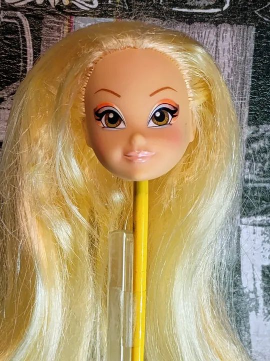 WINKS  -Barbie - Só a Cabeça da Boneca Winks Bem Novonhe e Higienizada - Antiga - Foto 5