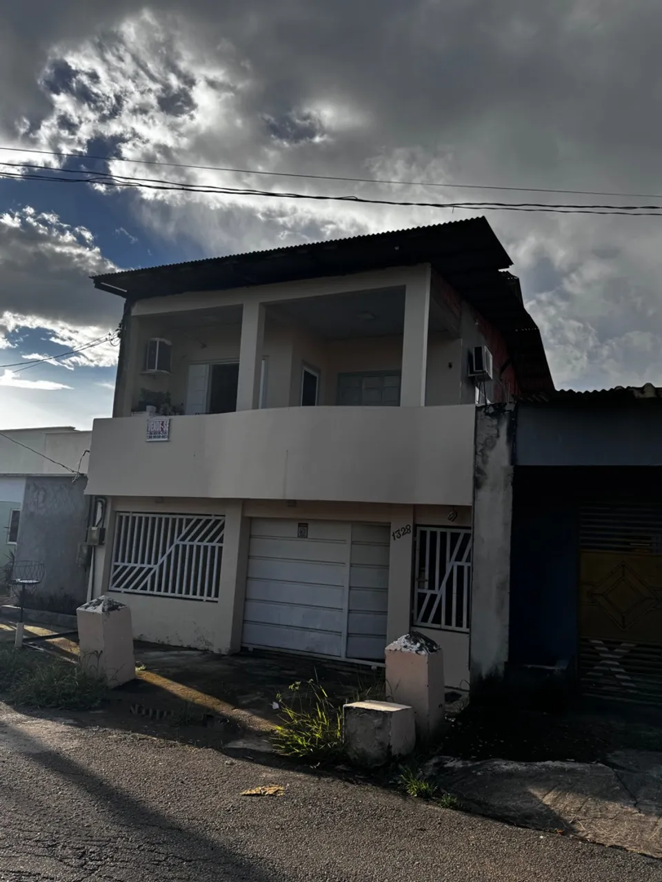 Vendo casa no bairro do Muca com excelente localização