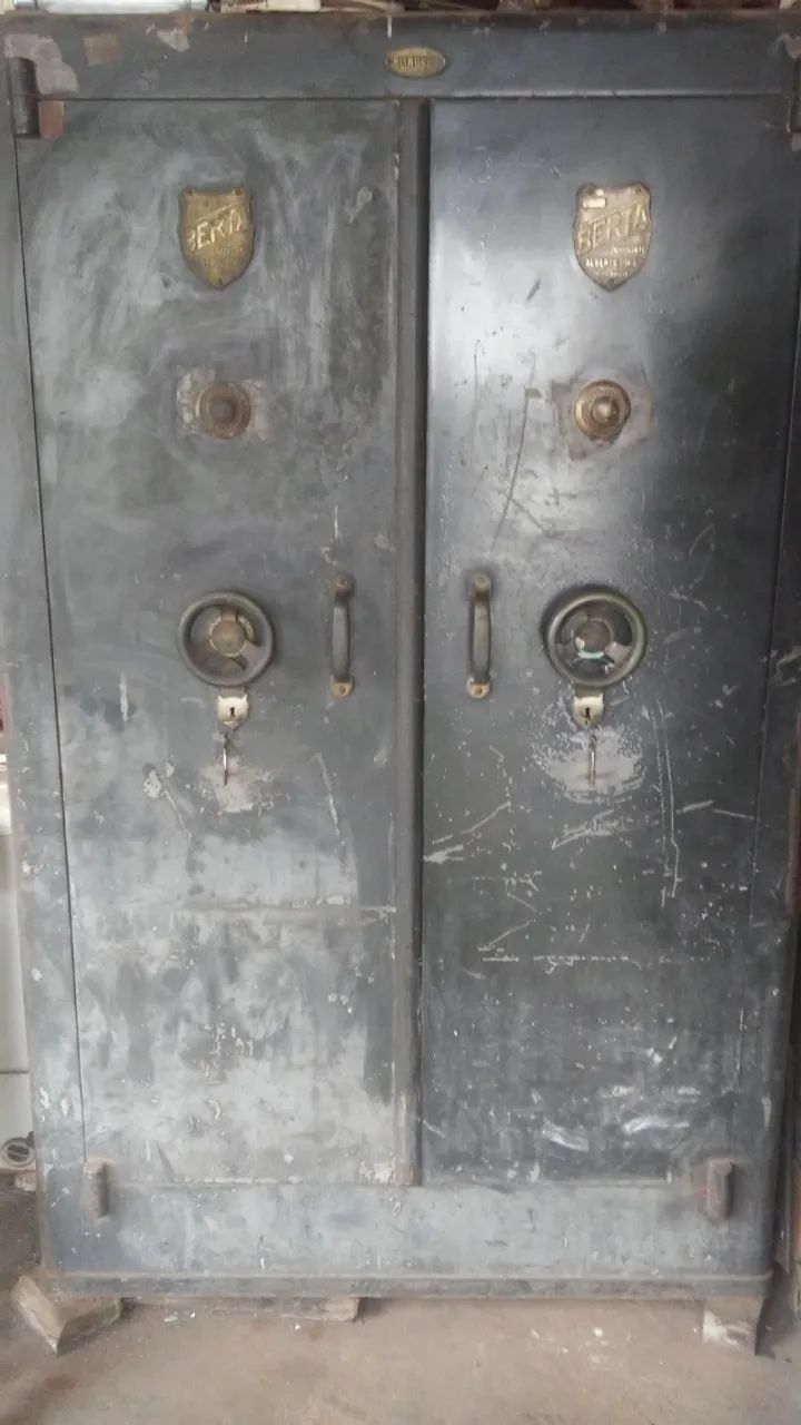 Cofre Gigante Berta 2.000 kg Duas Portas Blindado Funcionando OK