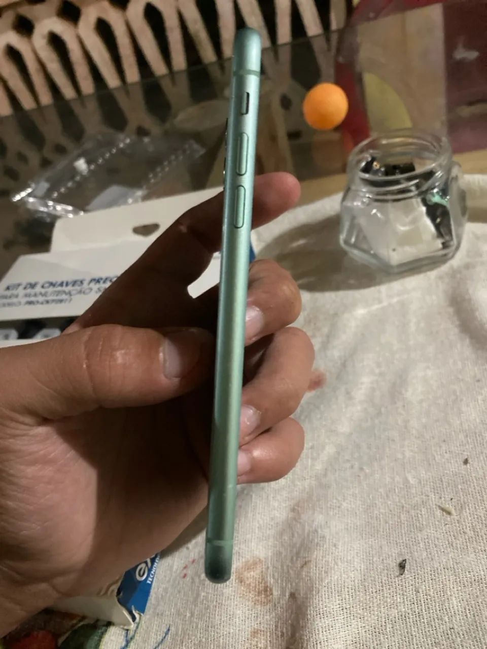 Carcaça iphone 11 verde em perfeito estado  - Foto 2