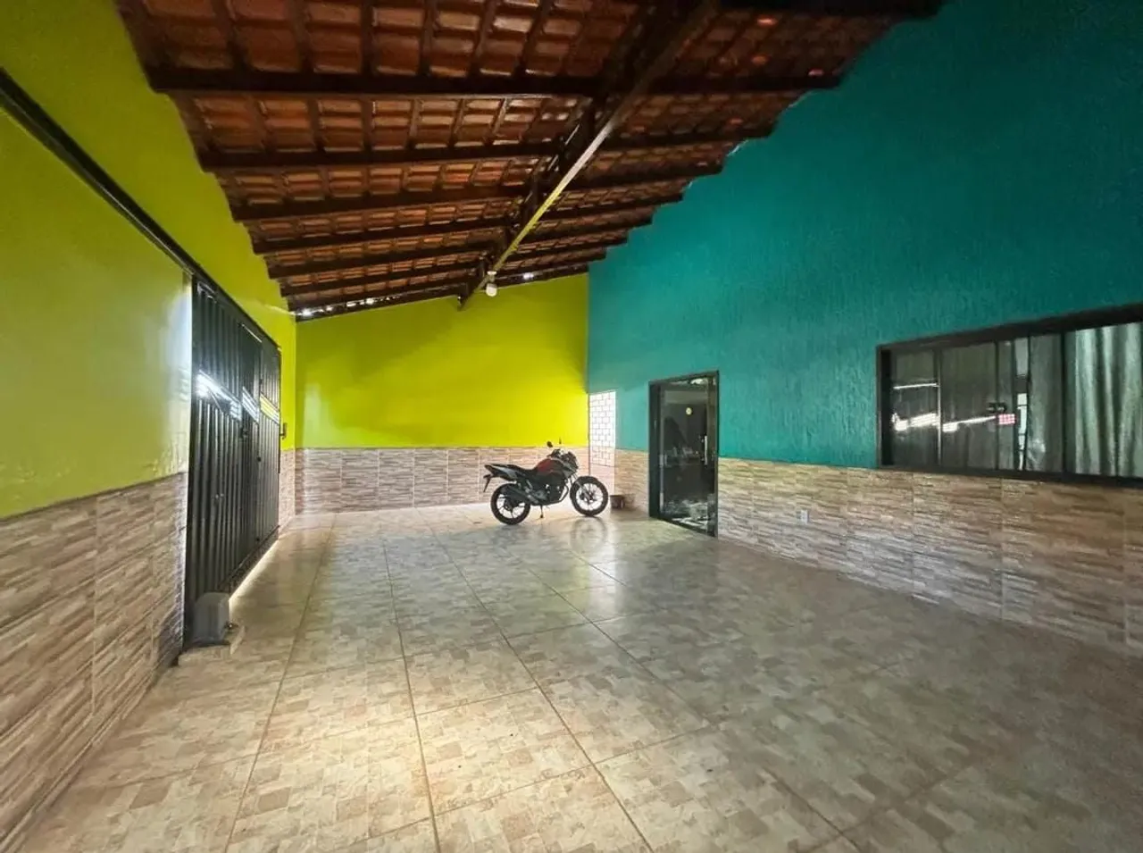 CASA A VENDA NO PETRÓPOLIS