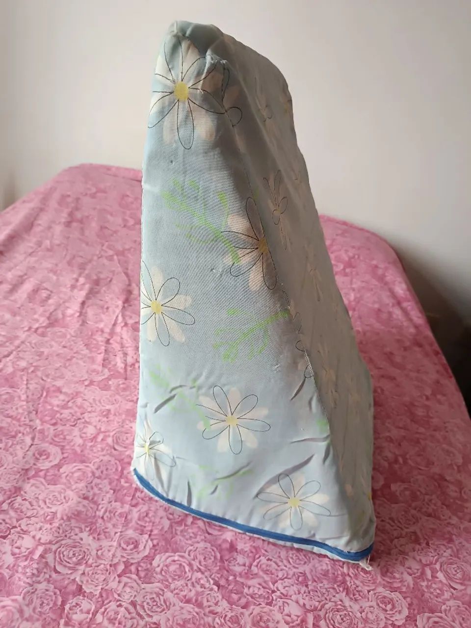 Triângulo para encosto.  - Foto 2