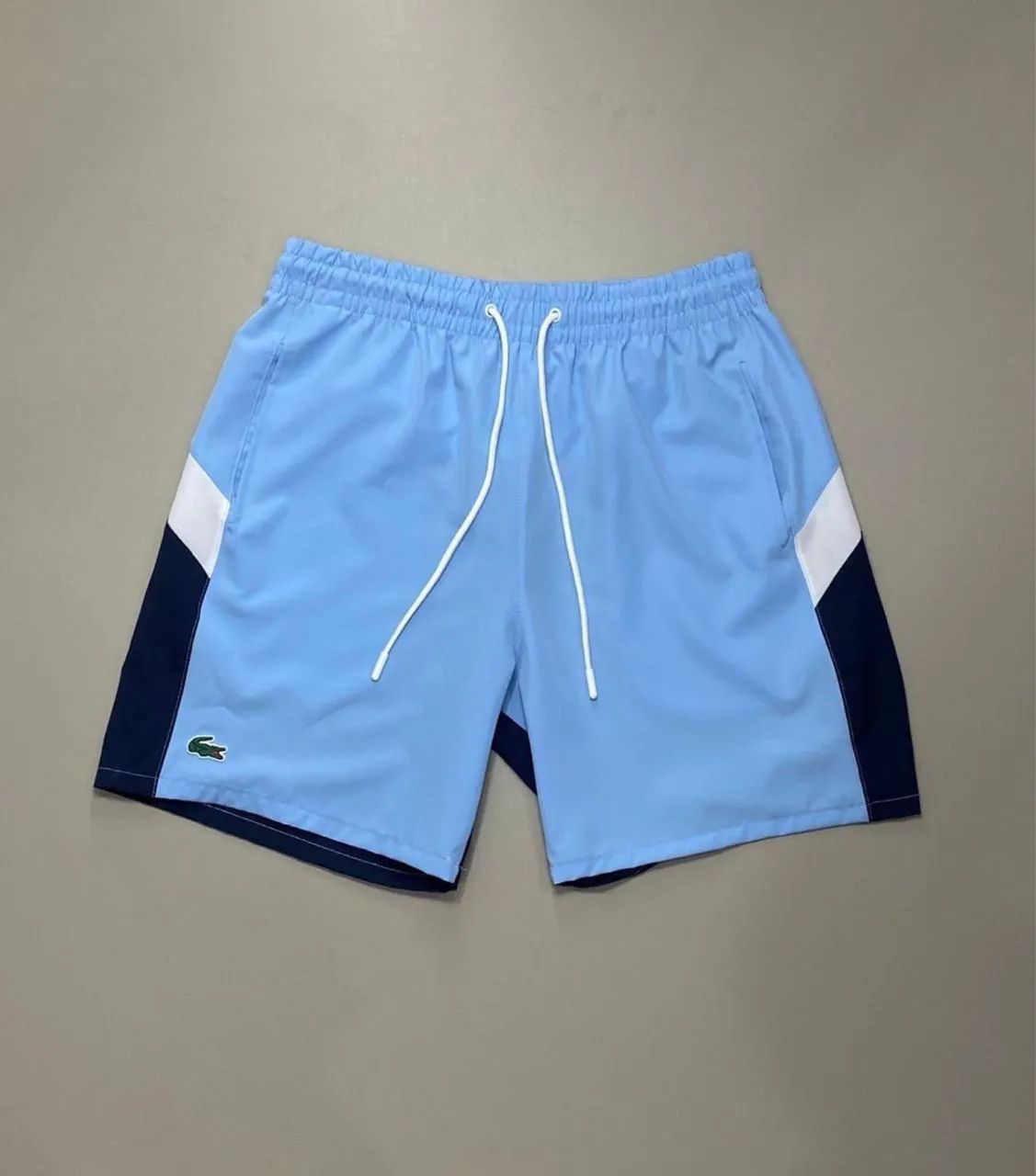 Bermuda Tactel Azul Claro Limitado  - Foto 2