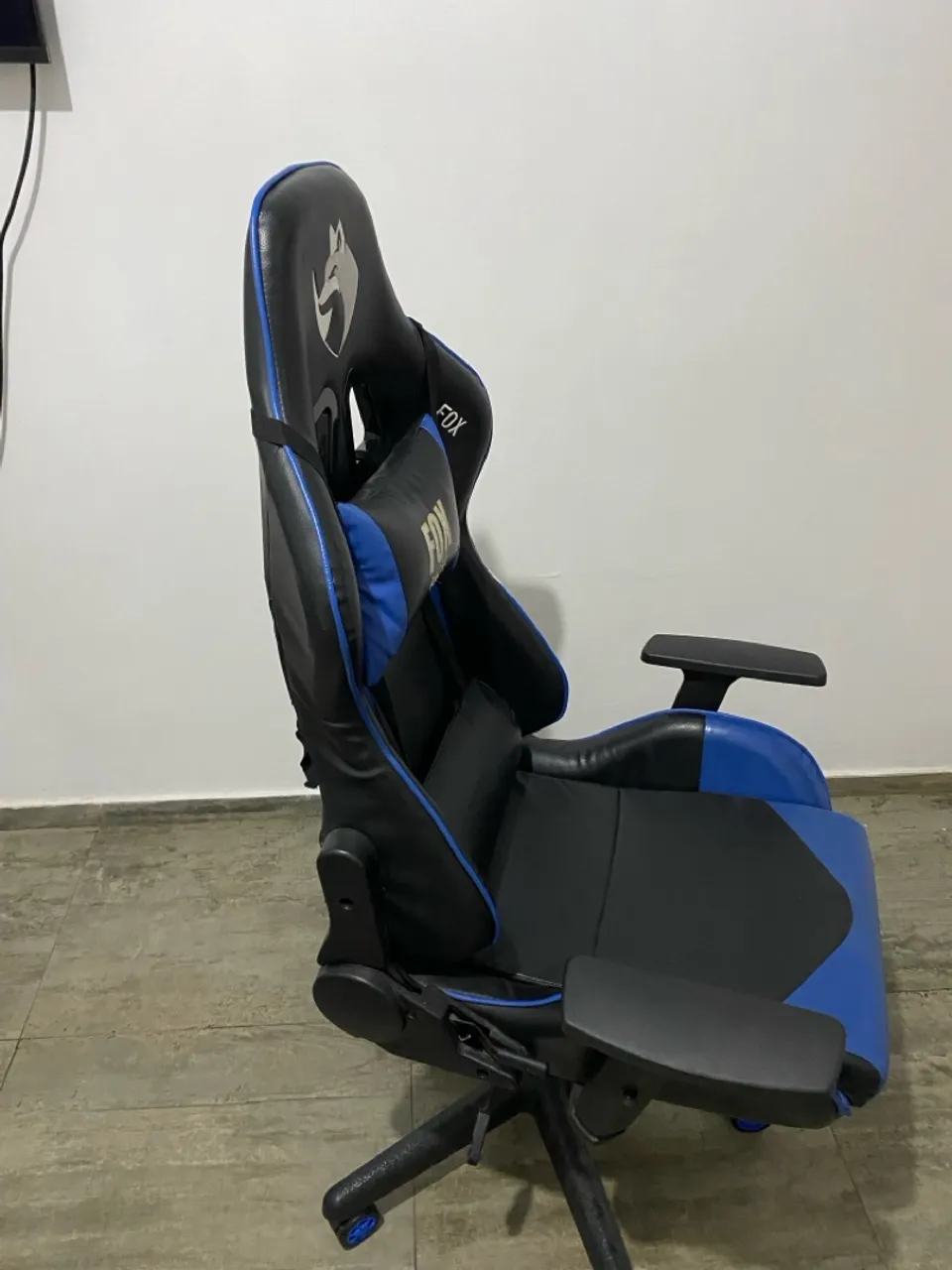 Cadeira Gamer Fox - Conforto e Estilo para suas Jogatinas!