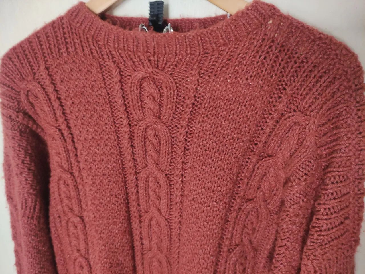 Suéter Tricot com Detalhes em Tranças - Foto 2