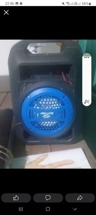 Três caixas de som da marca sumai 