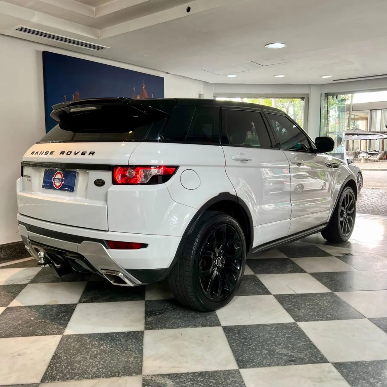 Range Rover Evoque R-Dynamic sem detalhes e com revisões feitas   - Foto 5