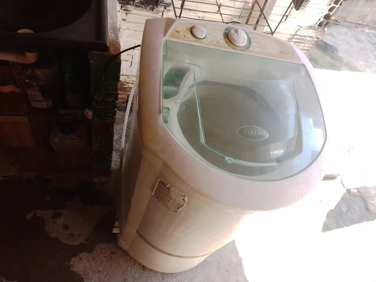 Máquina de Lavar Roupa vendo toda boa só tá com um vazamento  - Foto 5