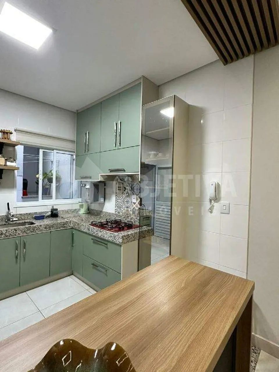 Casa em Condomínio à venda, 3 quartos, 1 suíte, 2 vagas, ALTO UMUARAMA - UBERLANDIA/MG