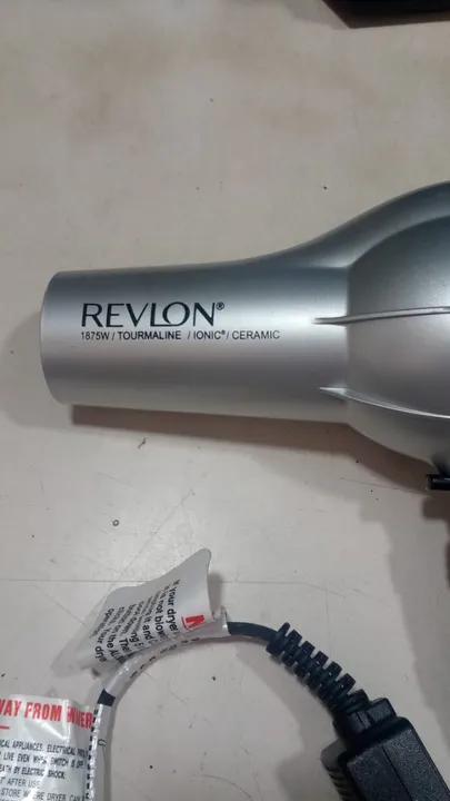SECADOR DE CABELO REVLON 110V