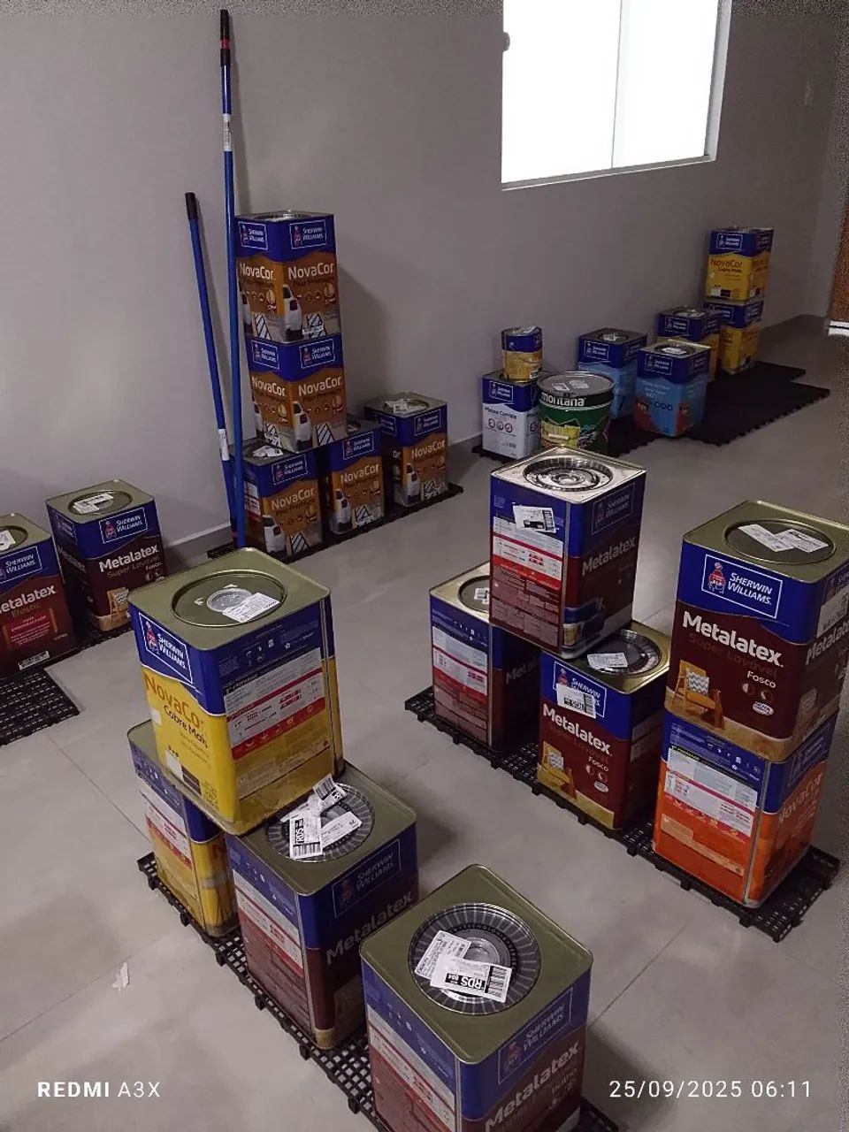 Loja de tintas, máquina tintometrica 