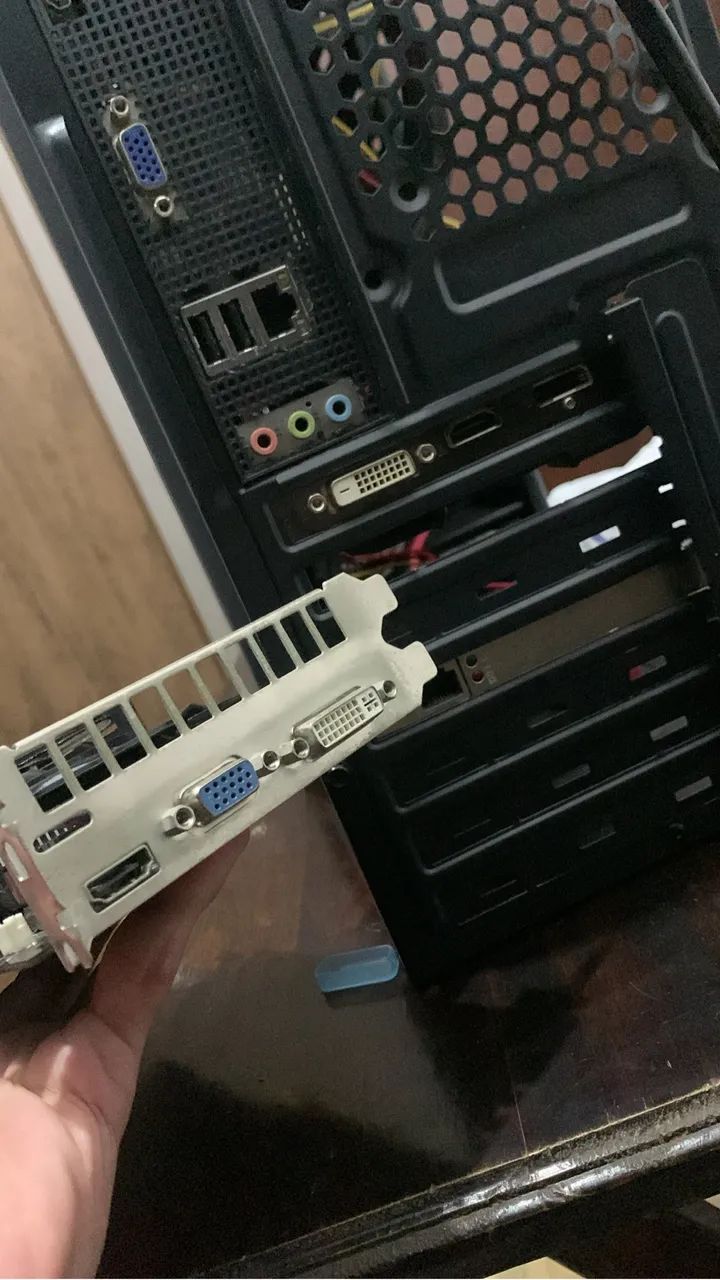 Placa de vídeo 64168564686979122